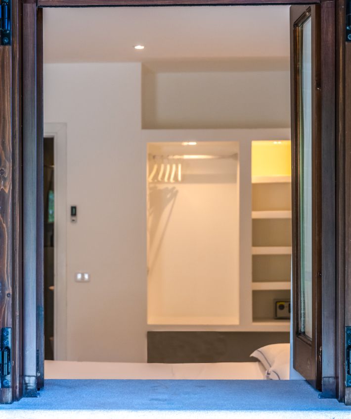 vista interna camera matrimoniale del B&B Bed and Breakfast Shanti Home Restaurant a due passi dal mare a Vieste immerso nella natura nel Gargano in Puglia