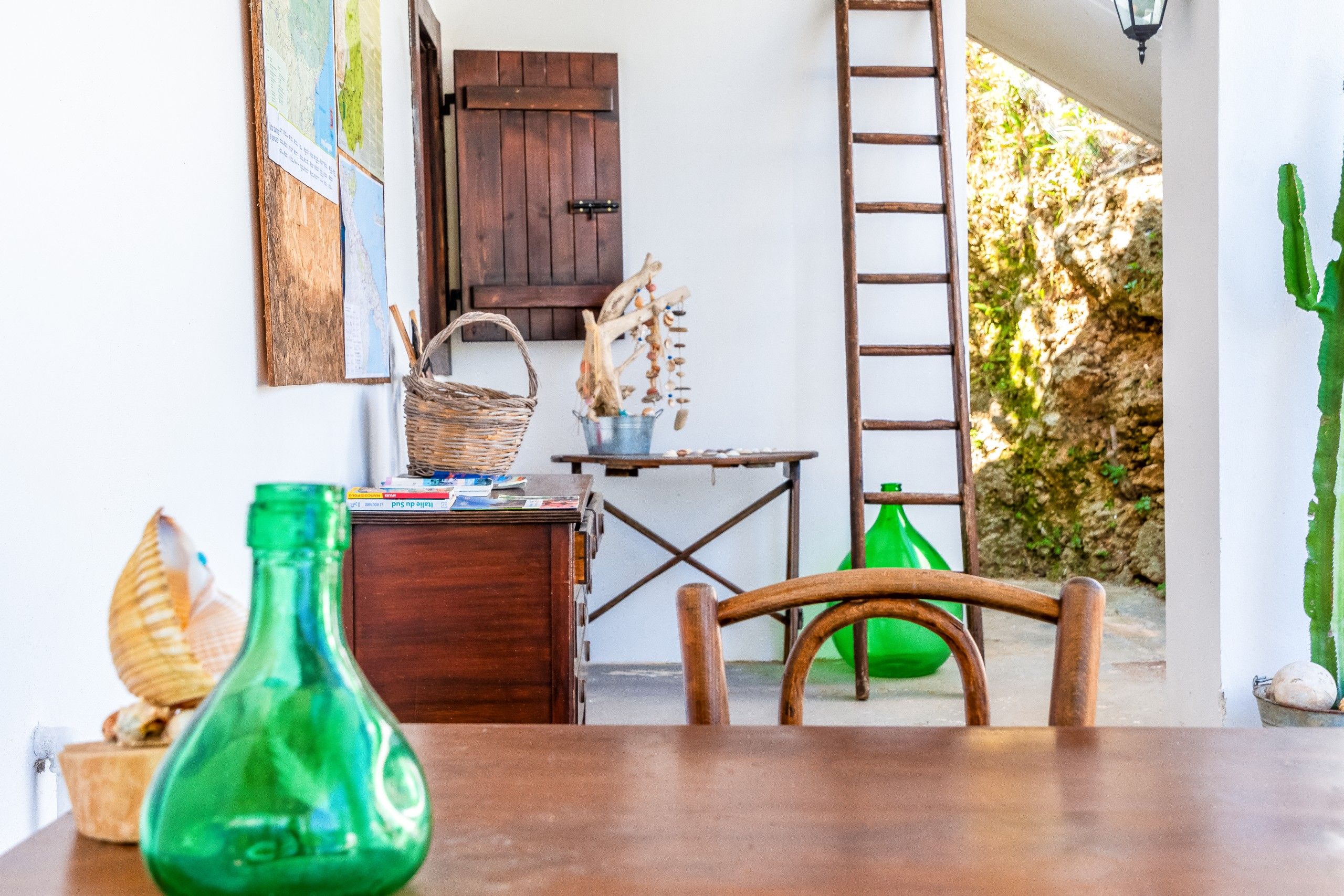 reception del B&B Bed and Breakfast Shanti Home Restaurant a due passi dal mare a Vieste immerso nella natura nel Gargano in Puglia