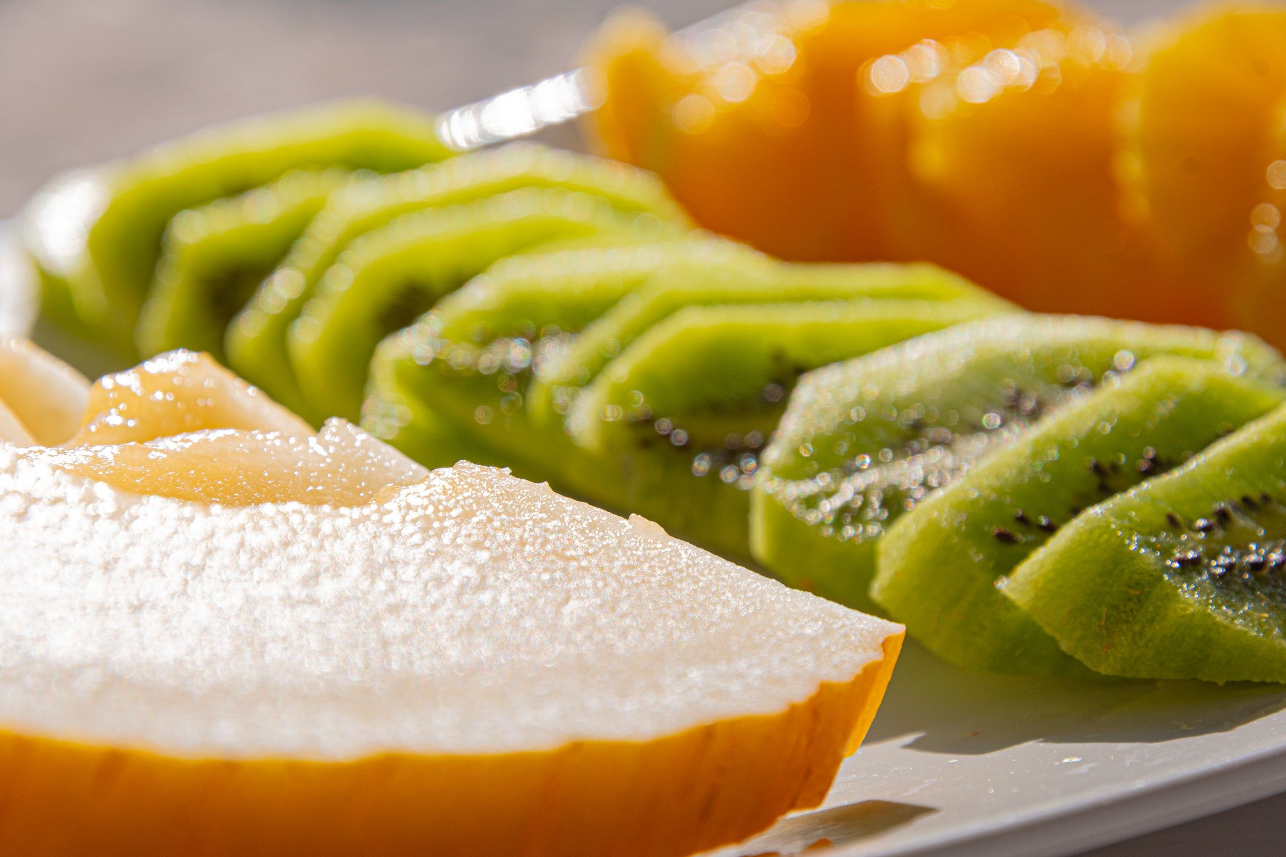 melone kiwi arance frutta fresca durante la colazione del B&B Bed and Breakfast Shanti Home Restaurant a due passi dal mare a Vieste immerso nella natura nel Gargano in Puglia